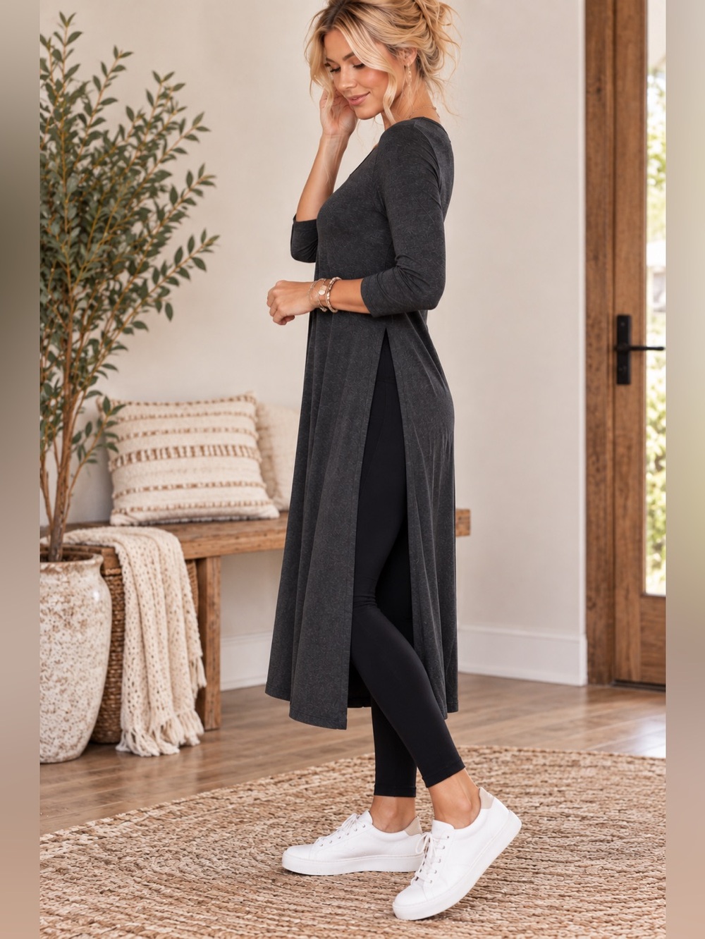 Monroe and Main Heather Gray Long Tunic High Side Slit Lightweight Stretch Size